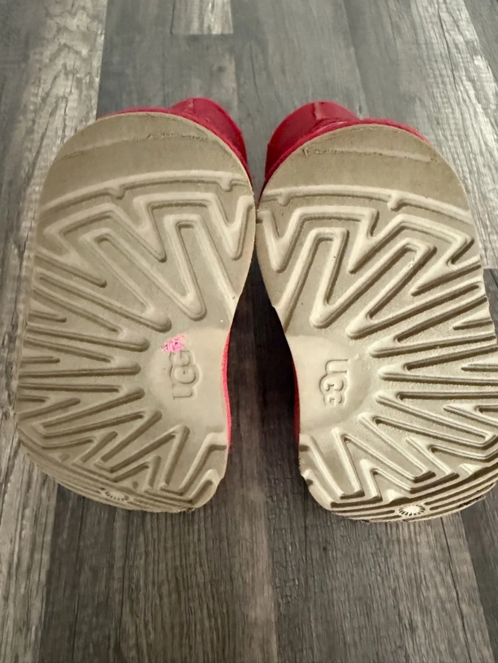 Uggs Kids Girls Red Sparkle Boots size Toddler 9 - Picture 4 of 6